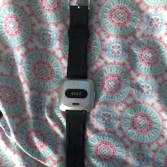 Fitbit versa .